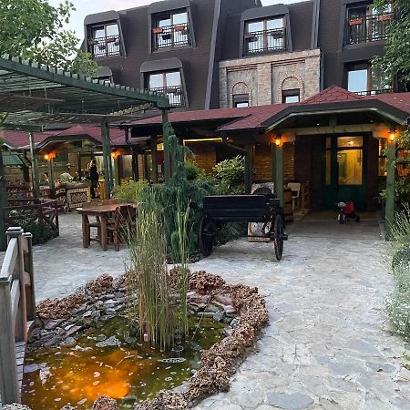 Каштел Pancevo Otel Dış mekan fotoğraf
