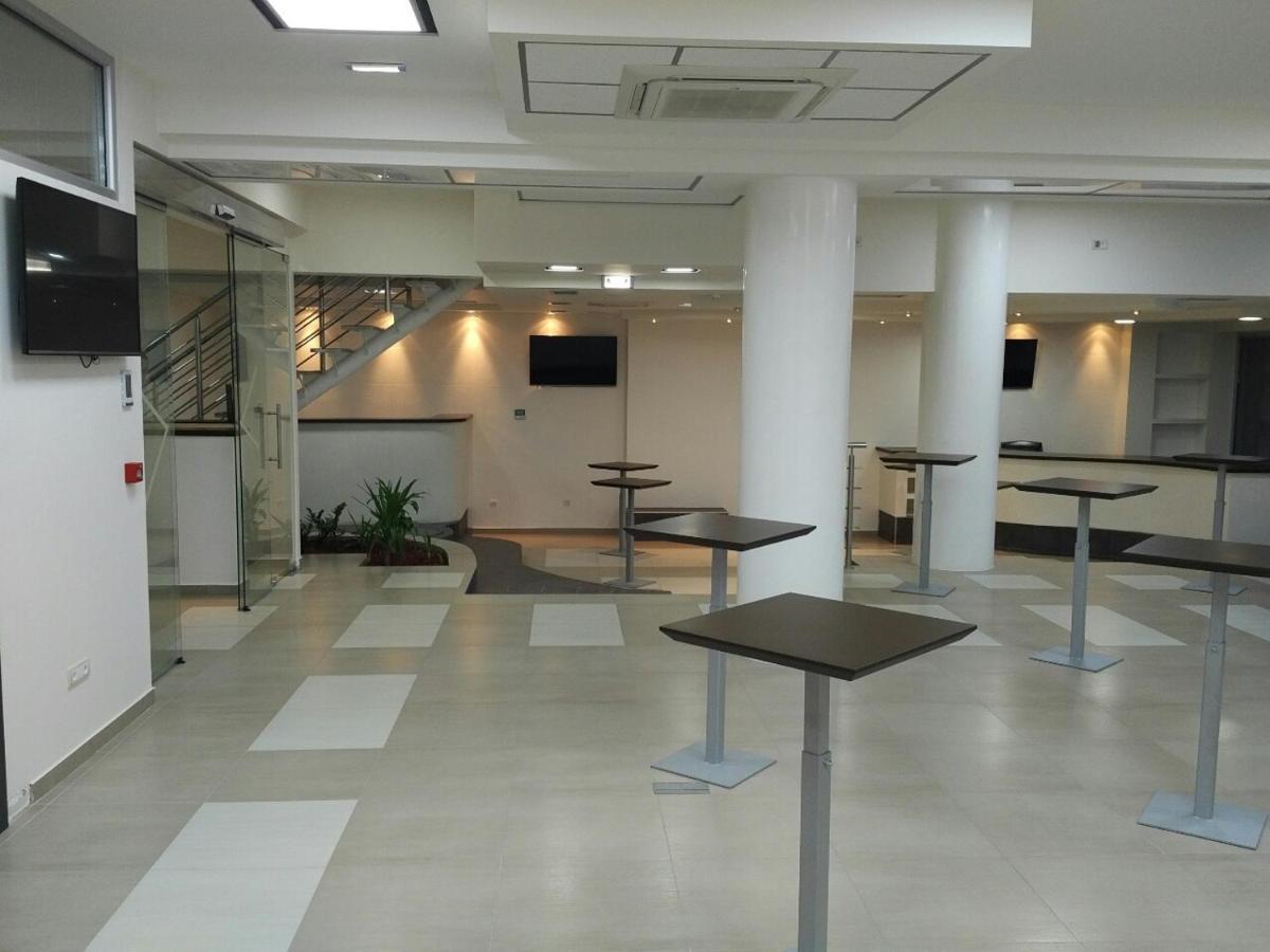 Каштел Pancevo Otel Dış mekan fotoğraf