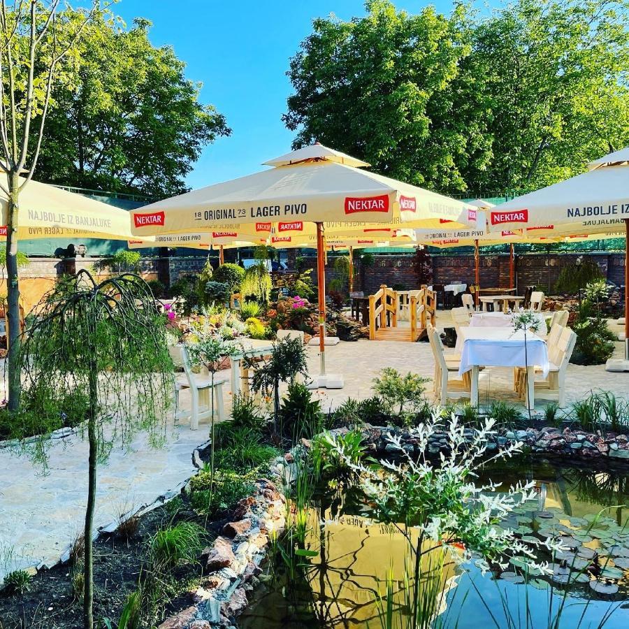 Каштел Pancevo Otel Dış mekan fotoğraf