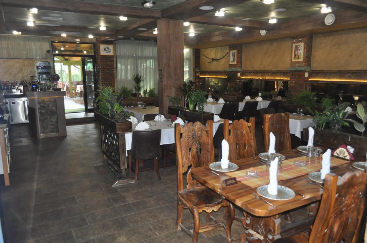Каштел Pancevo Otel Dış mekan fotoğraf