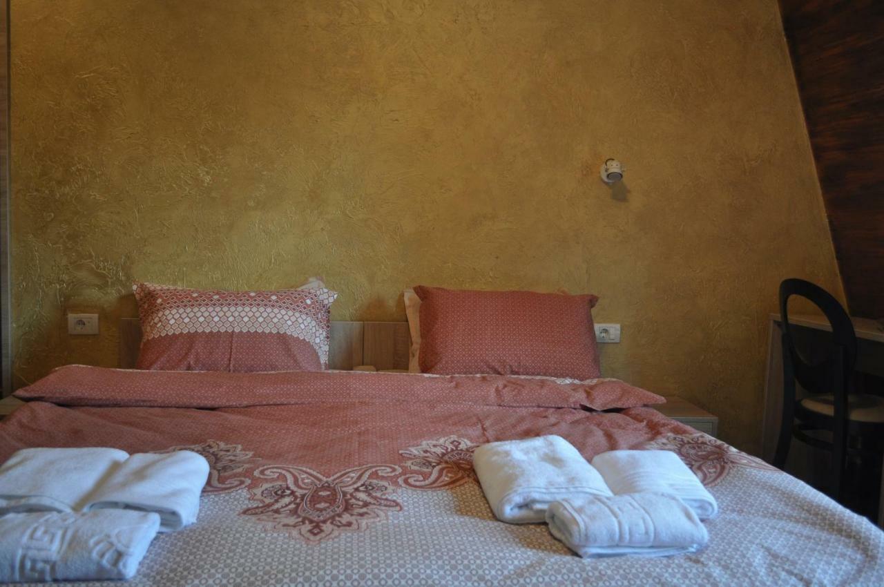 Каштел Pancevo Otel Dış mekan fotoğraf