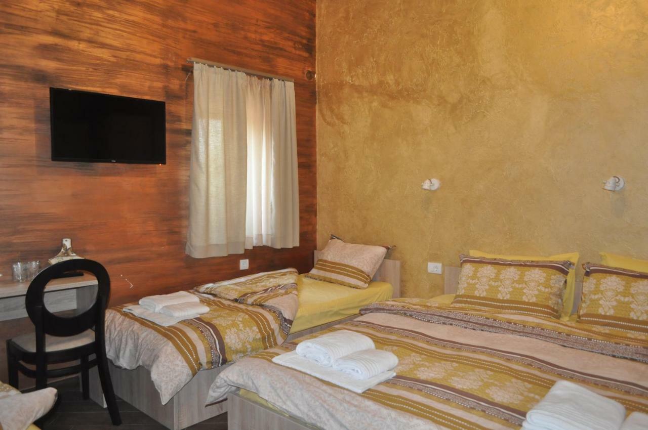Каштел Pancevo Otel Dış mekan fotoğraf