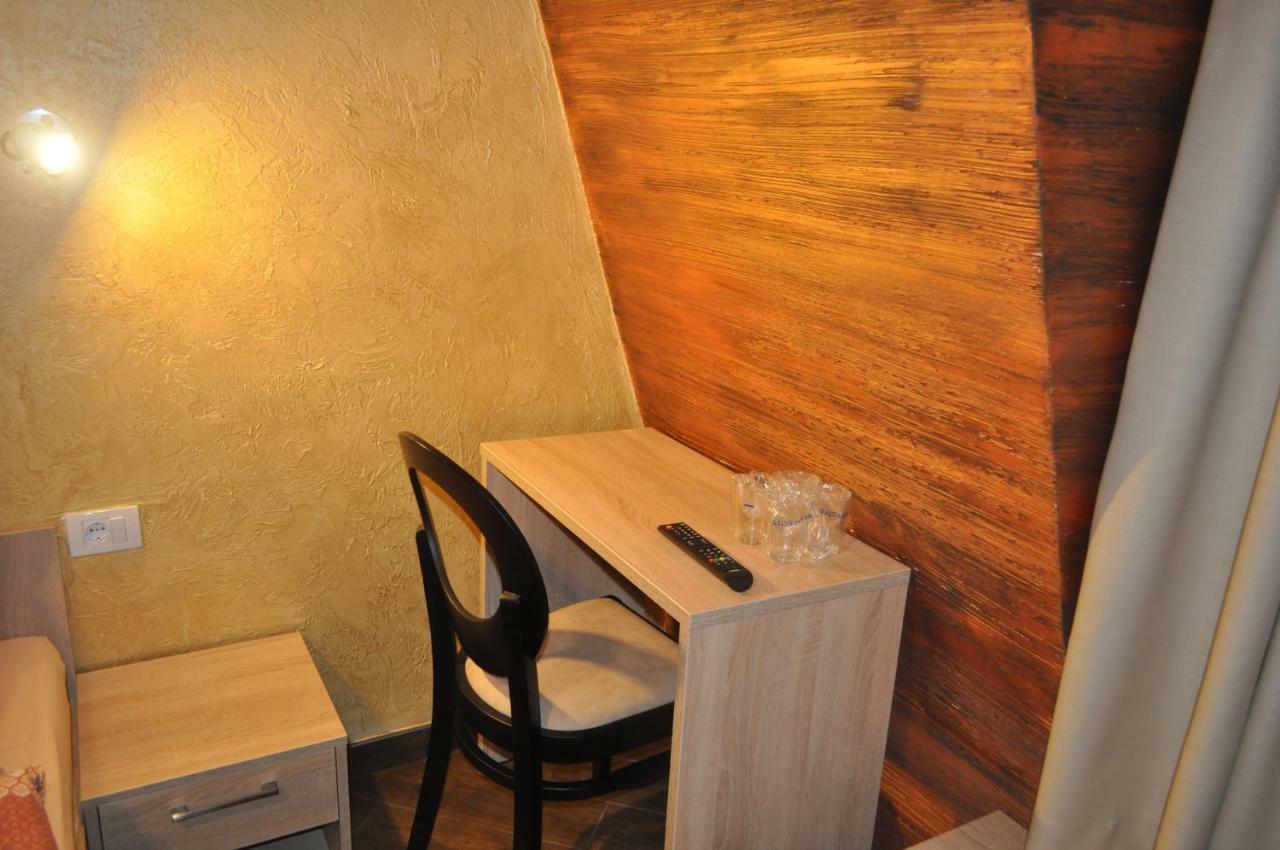 Каштел Pancevo Otel Dış mekan fotoğraf