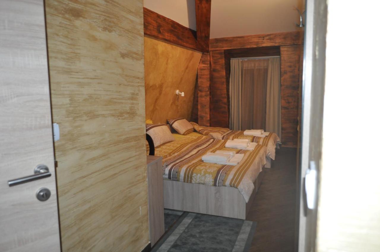 Каштел Pancevo Otel Dış mekan fotoğraf